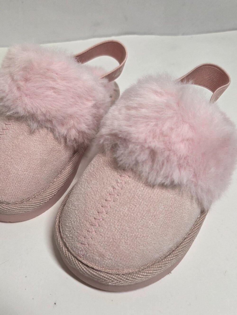 BearPaw Baby Toddler size 4 PINK suede and fur slip on shoes strap Girls